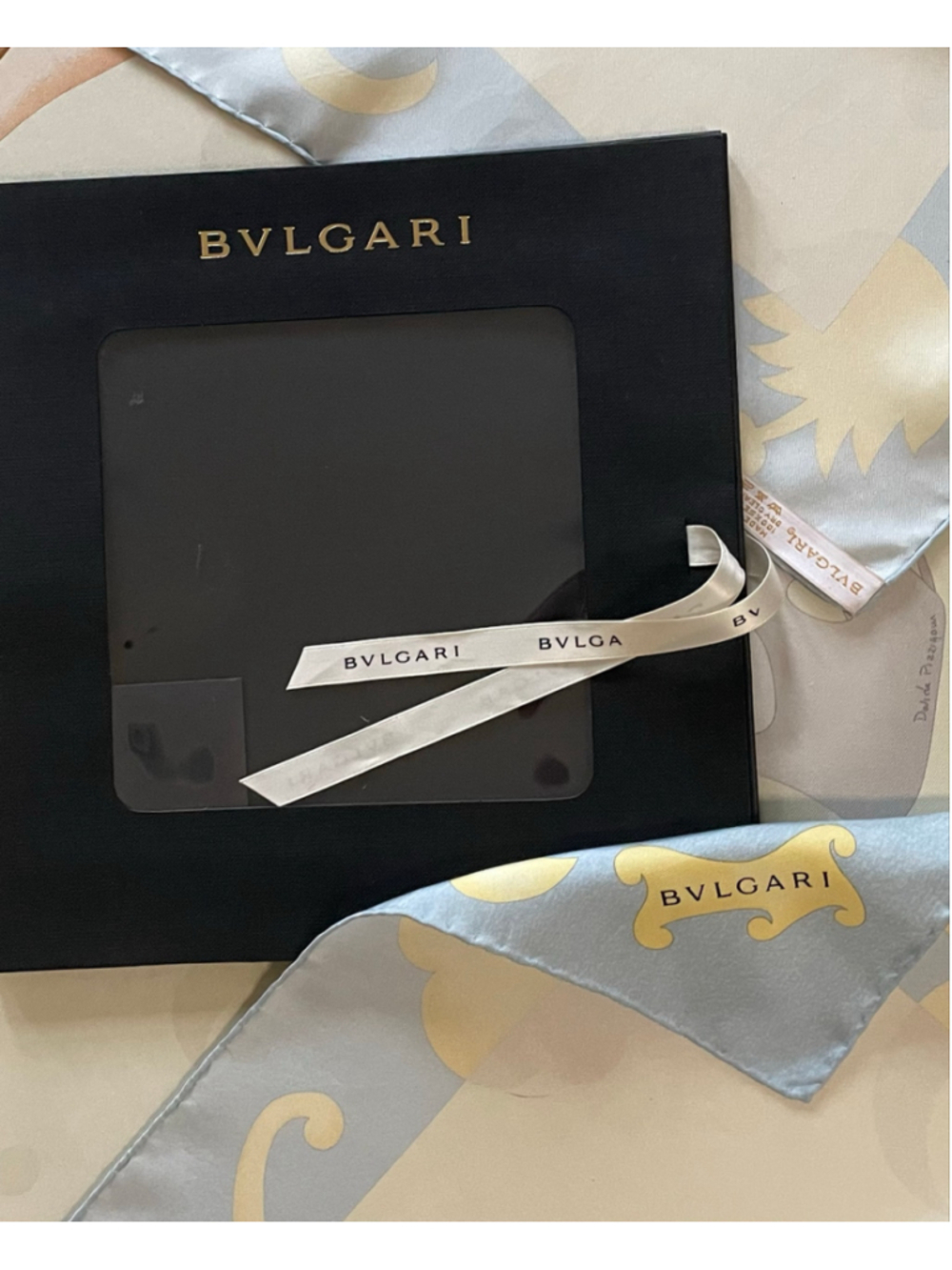 Gorg Bvlgari With Envelope Silk Scarf Pizzigoni 34 In Excellent Cond Bulgari